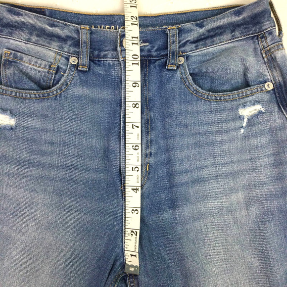 American Eagle Mom Jean Light Wash Distressed Blown Out Knees High Rise Skinny 6 - Picture 10 of 12